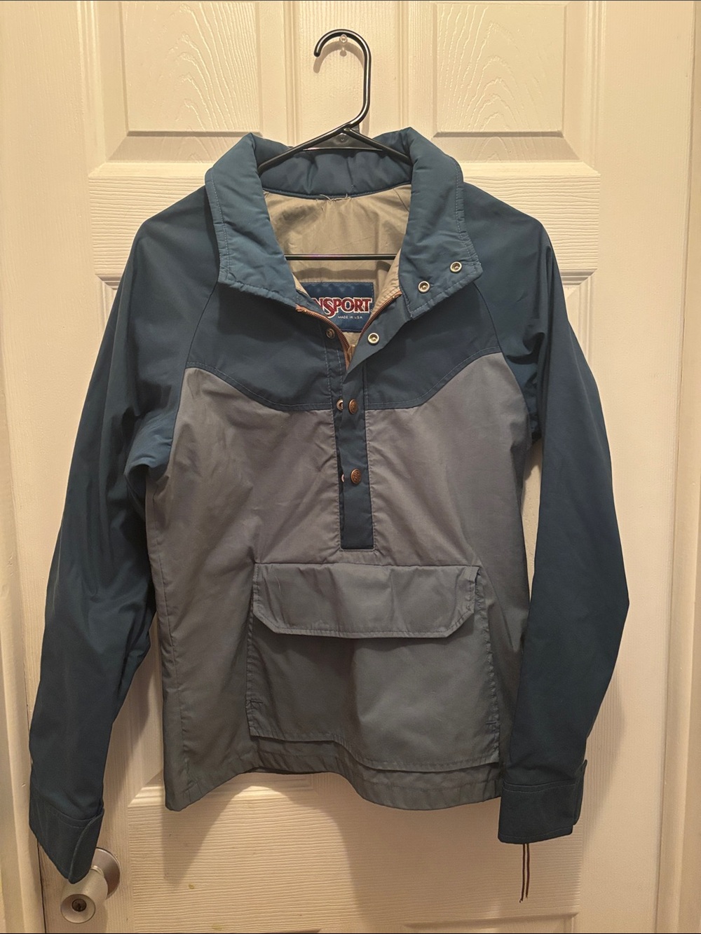 Jansport Two-Tone Blue Pullover Windbreaker